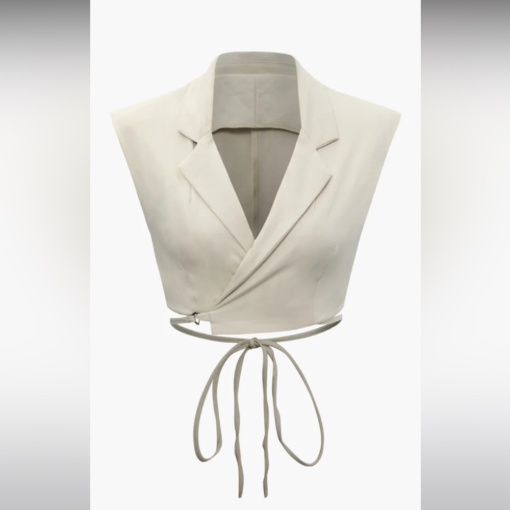 Notched Lapel Tie Back Vest cream